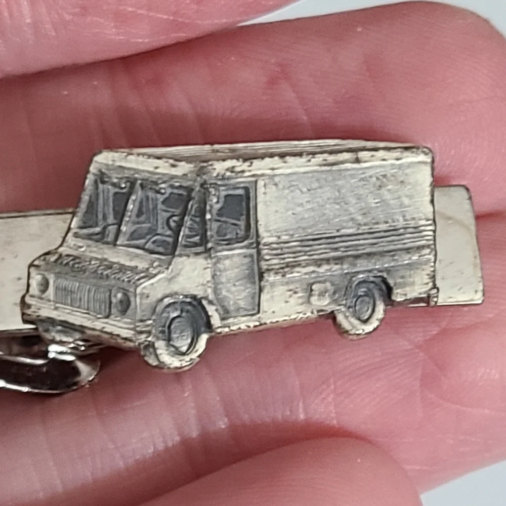 Mens mail delivery truck tie money clip vintage silver very detailed estate